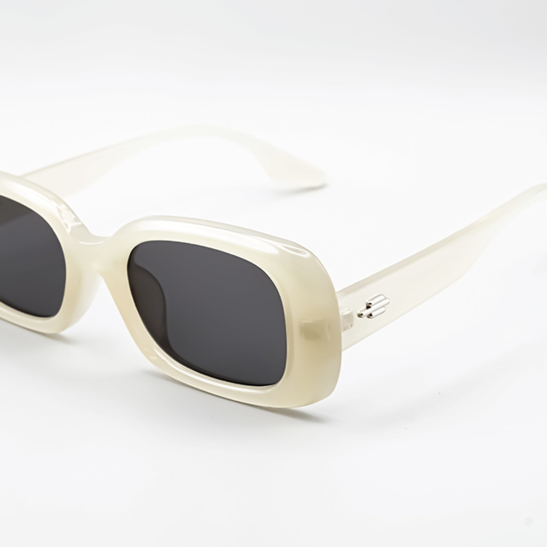 Transparent Rectangle Bubble Sunglasses