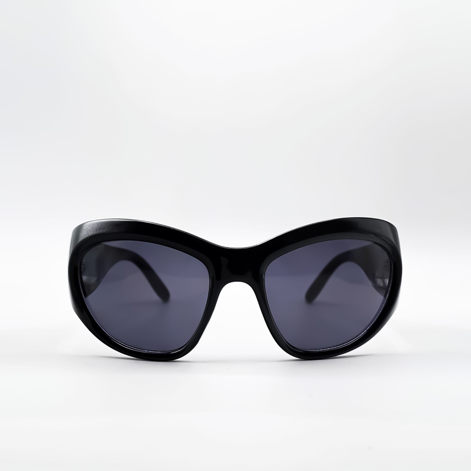 Black Ultra Curved Round Sunglasses