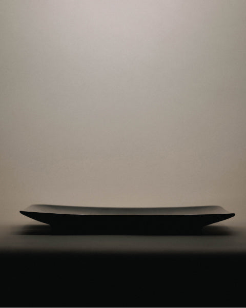 PLATE (BLACK)