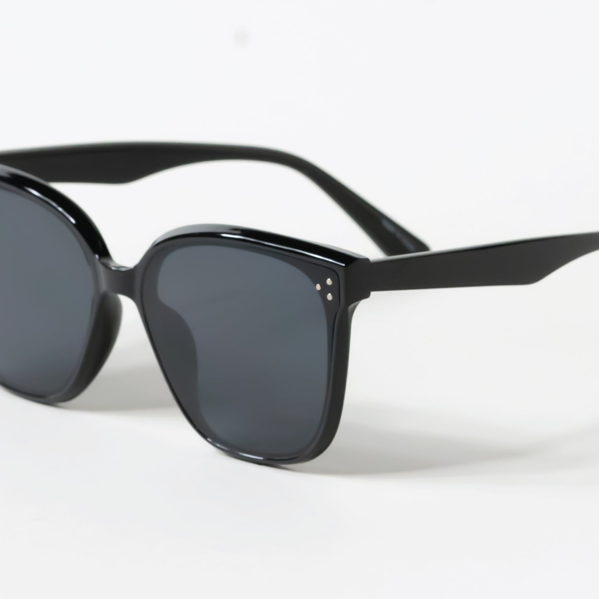 Large Square Black Polarized Sunglasses
