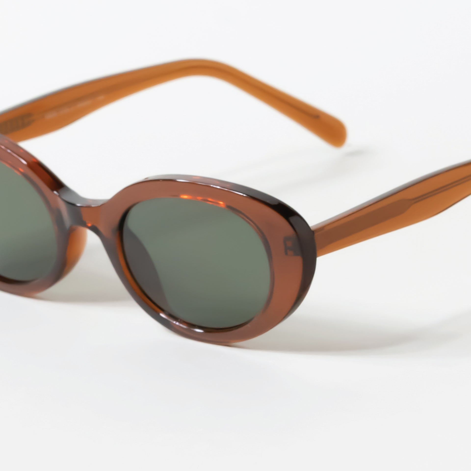 Green Tint Brown Clear Frame Round Eye Sunglasses