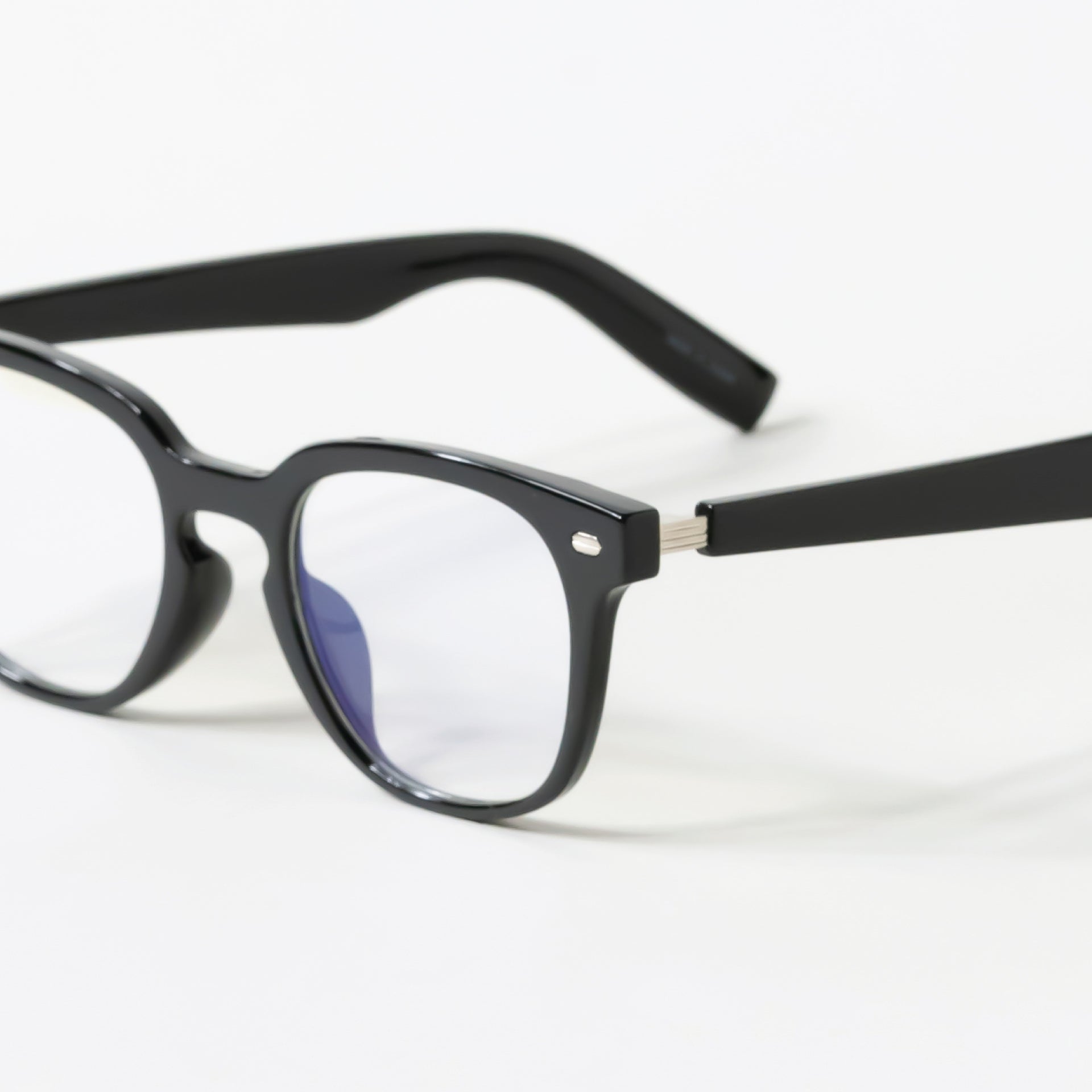 Black Frame Glasses with Silver Side Gap Detail