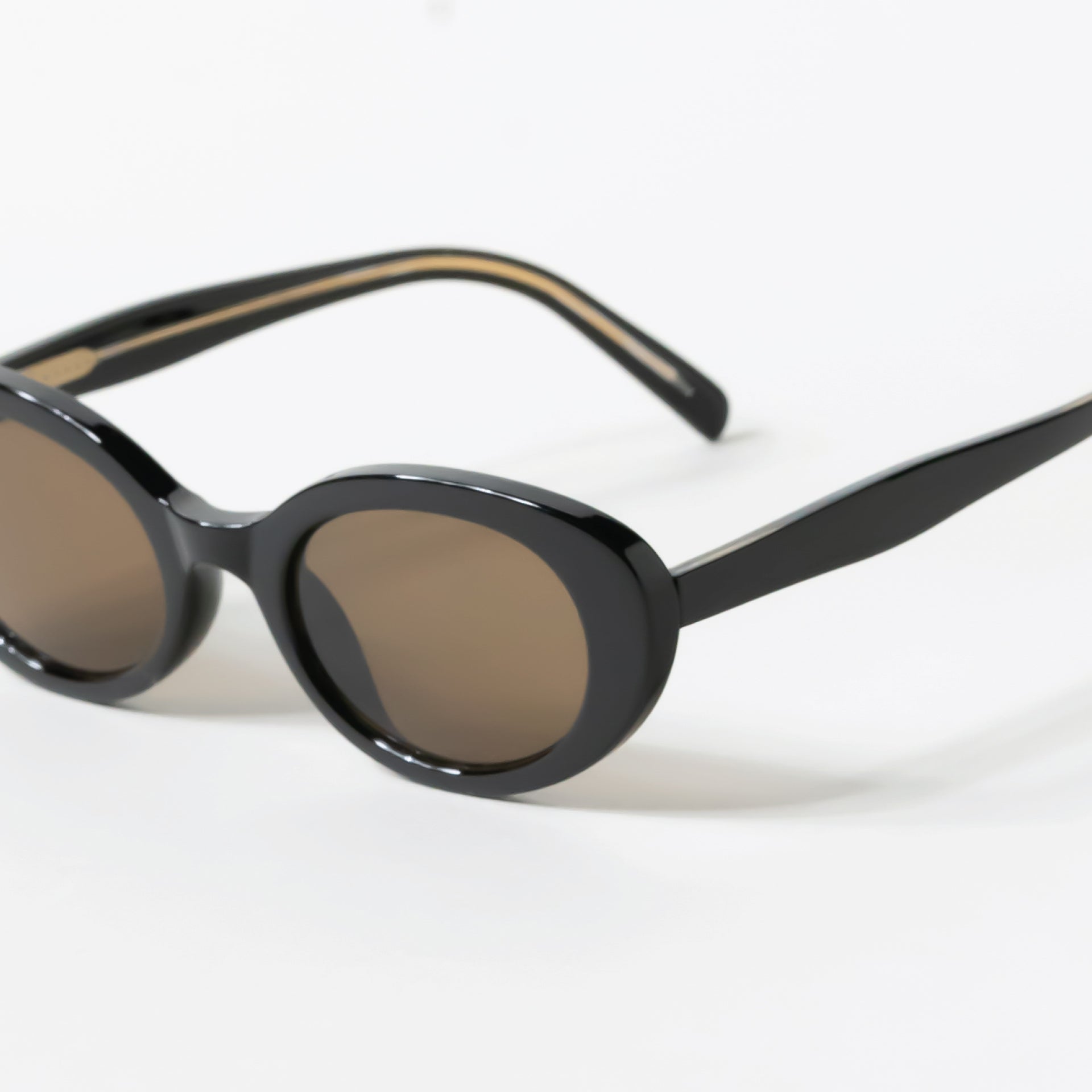 Brown Tint Black Frame Round Eye Sunglasses