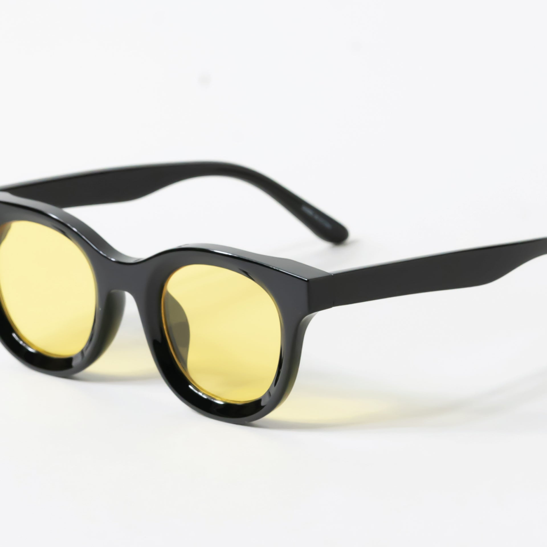 Black Rounded Thick Frame Yellow Tint Sunglasses
