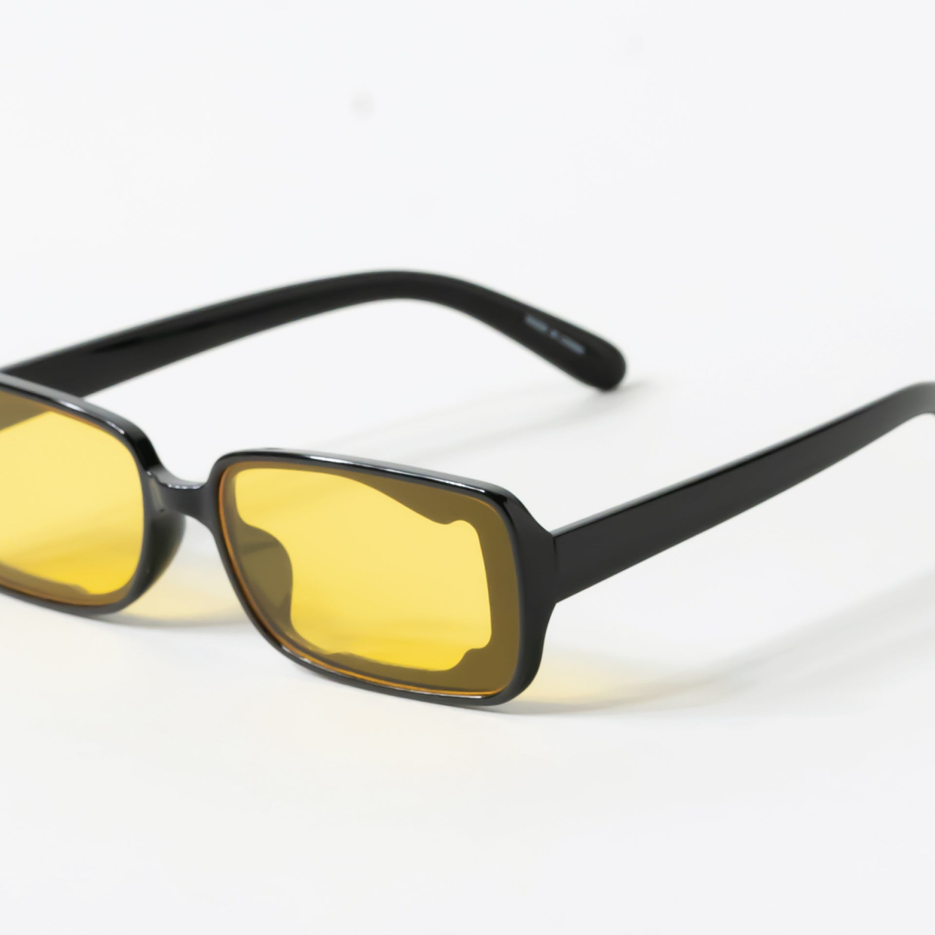 Yellow Tint Rectangle Inner Pattern Sunglasses