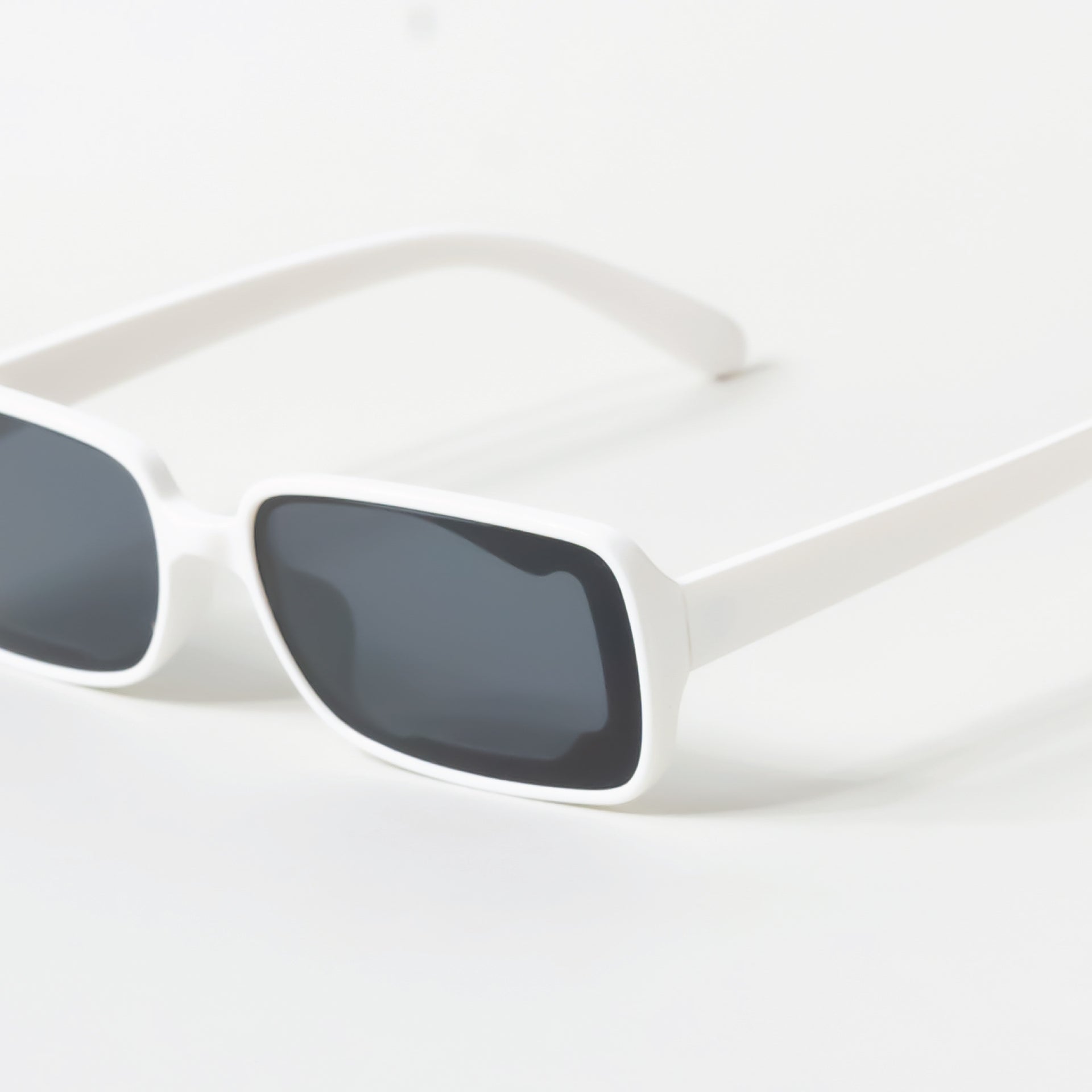 White Rectangle Inner Pattern Sunglasses